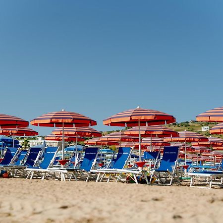ואסטו Hotel Caravel מראה חיצוני תמונה