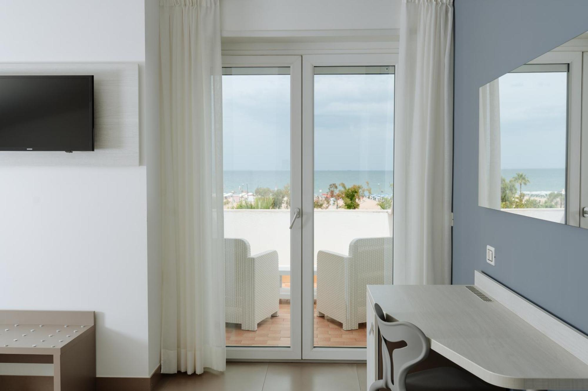 ואסטו Hotel Caravel מראה חיצוני תמונה
